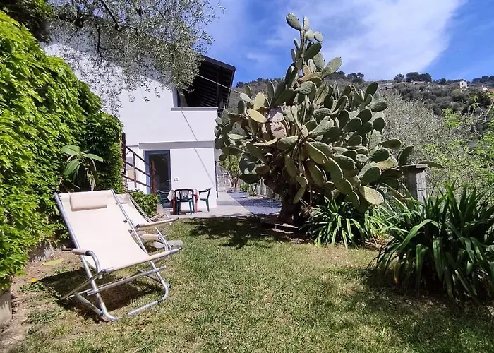 Lantgård Uliveto Diano San Pietro