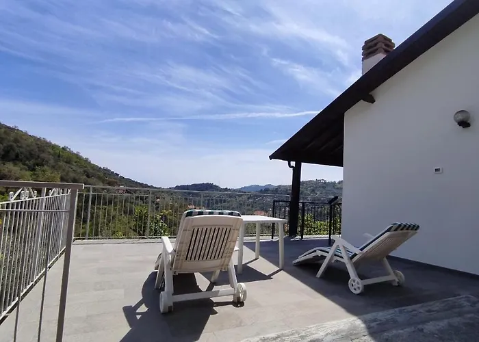 Lantgård Uliveto Diano San Pietro